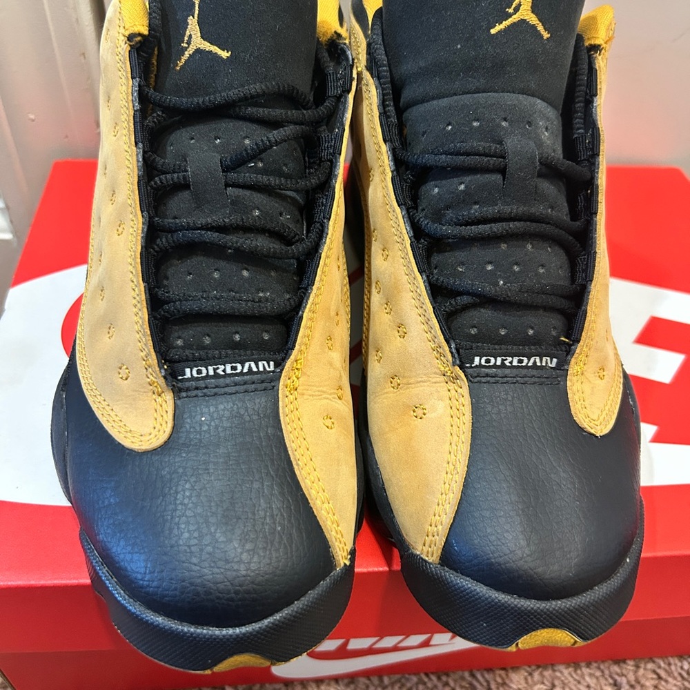 Jordan Kids Black and Yellow Sneakers